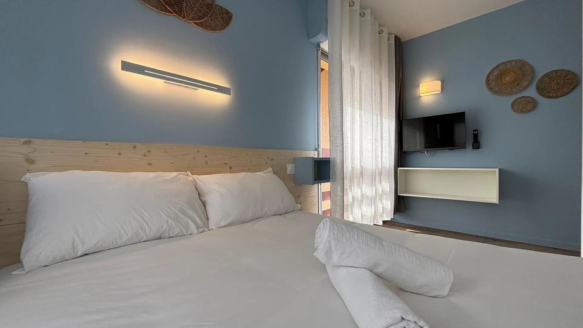 Le D'Artagnan - App 6 - Ensoleille Apartment Cazaubon
