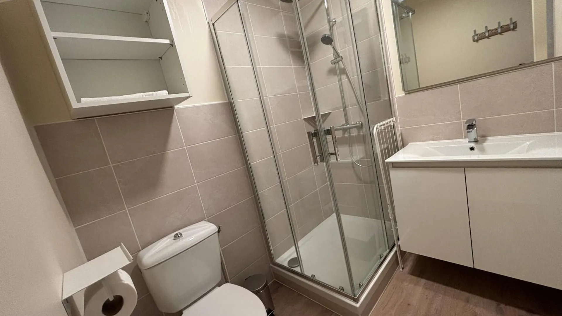 Le D'Artagnan - App 6 - Ensoleille Apartment Cazaubon France